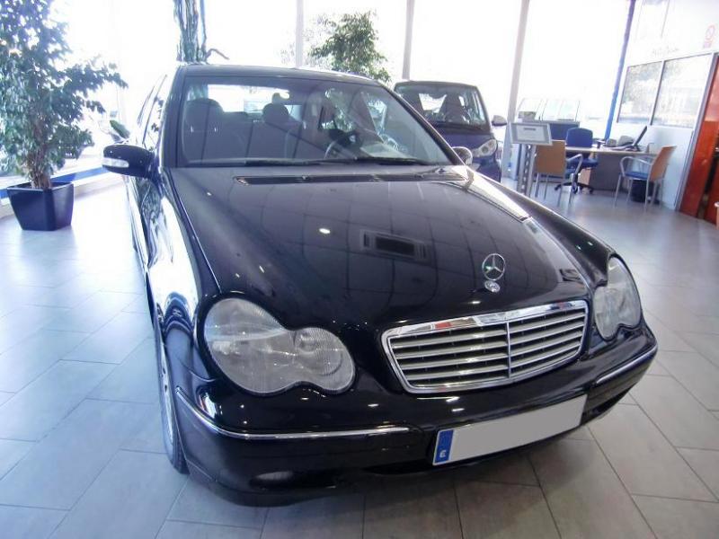 Mercedes-Benz C 180 Kompressor automático