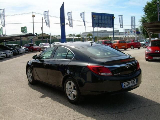 Opel Insignia Opel Insignia 2.0CDTI Edit. Aut.130