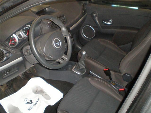 Renault Clio G.TOUR 1.2 TCE 20 ANIV. G.TOUR 1.2 TCE 20 ANIV.