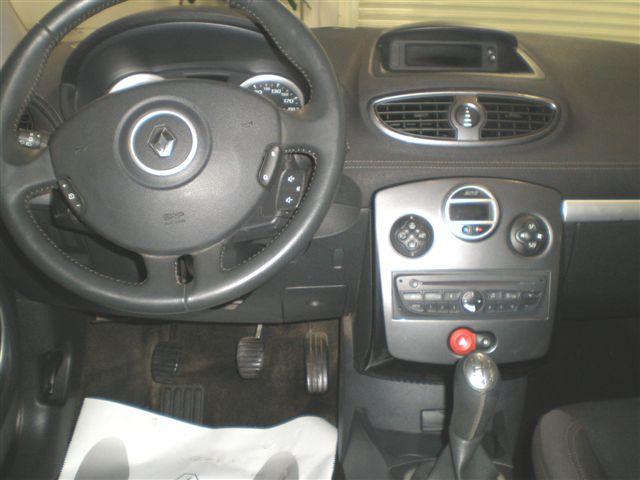 Renault Clio G.TOUR 1.2 TCE 20 ANIV. G.TOUR 1.2 TCE 20 ANIV.