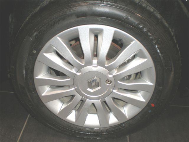 Renault Clio G.TOUR 1.2 TCE 20 ANIV. G.TOUR 1.2 TCE 20 ANIV.