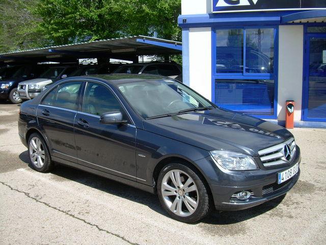 Mercedes-Benz C 220 Mercedes-Benz C 220 CDI Avantgarde Aut 170CV