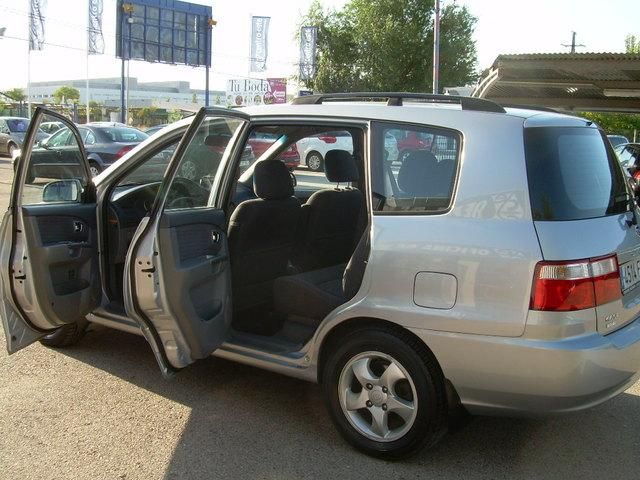 Kia Carens Kia Carens 2.0 CRDI Active