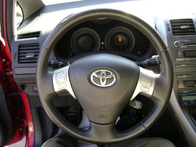 Toyota Auris Toyota Auris 2.0D-4D Sol