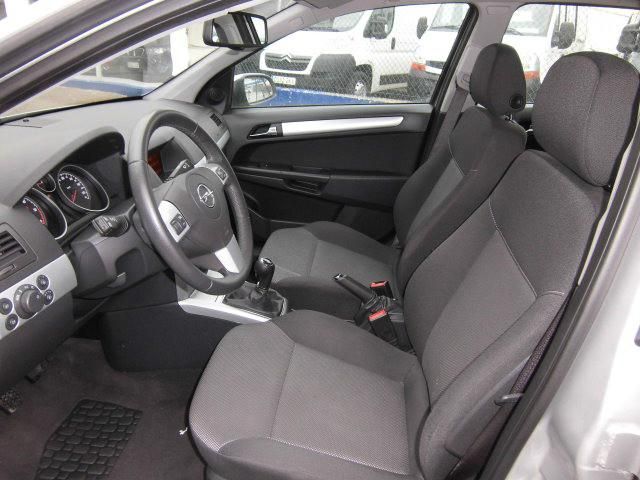 Opel Astra 1.3CDTi Enjoy ecoF
