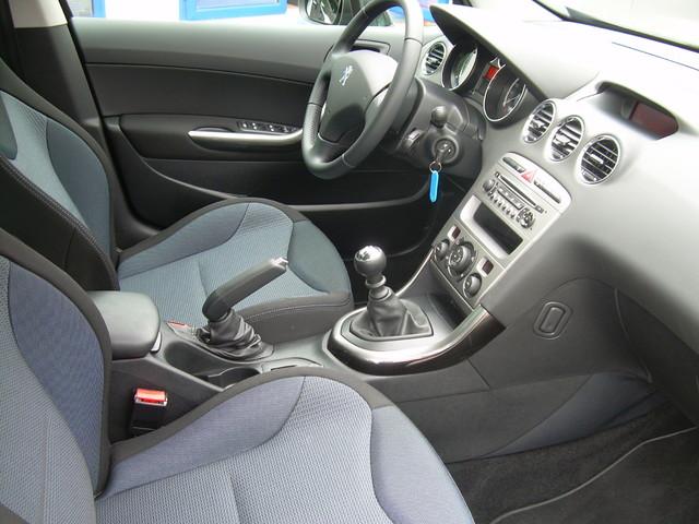 Peugeot 308 Peugeot 308 SW 1.6 e-HDI Family 112CV
