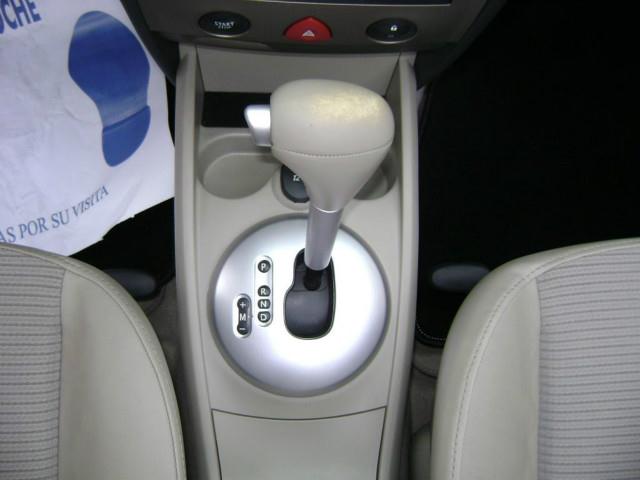 Renault Megane Renault Megane Mégane C.C. 1.9DCi Conf.Dyn.Aut. Confort Dynamique