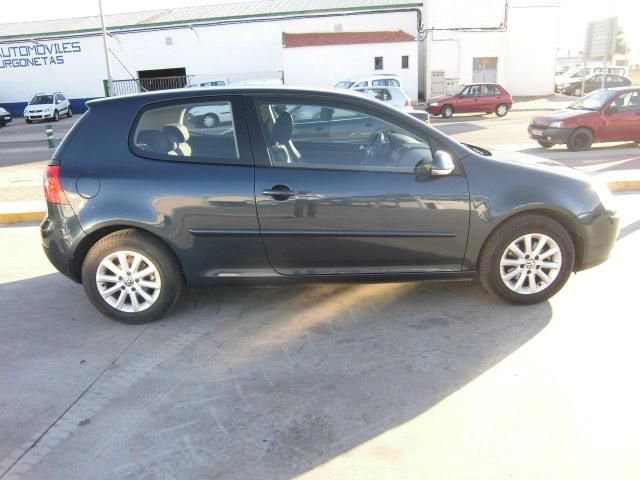 Volkswagen Golf 1.9TDI i 105