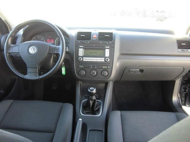 Volkswagen Golf 1.9TDI i 105