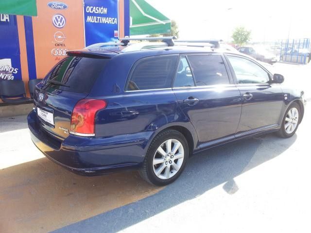 Toyota Avensis Wagon 2.0D-4D Sol
