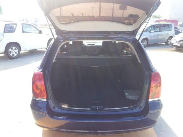Toyota Avensis Wagon 2.0D-4D Sol