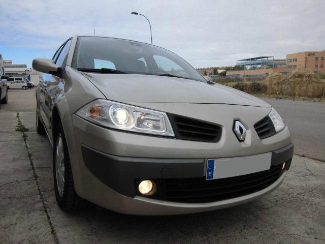 Renault Megane Mégane 1.9dCi Dynamique