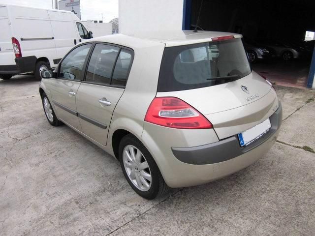 Renault Megane Mégane 1.9dCi Dynamique