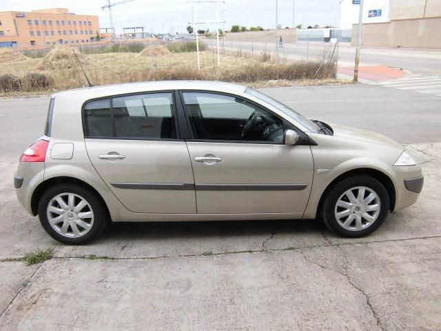 Renault Megane Mégane 1.9dCi Dynamique