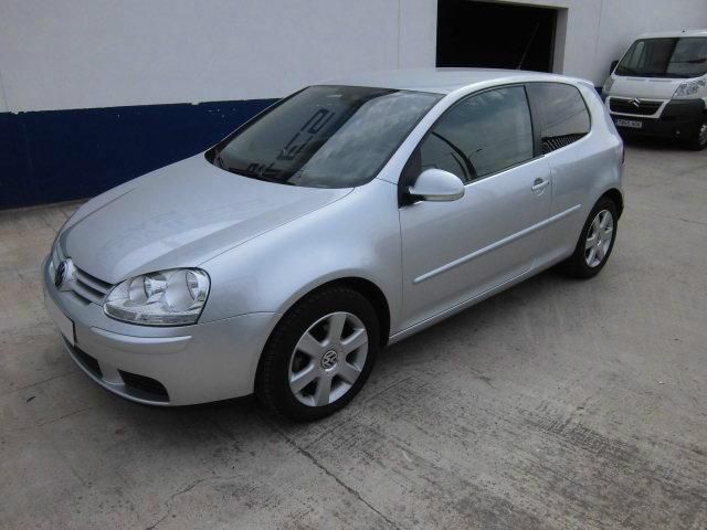 Volkswagen Golf 1.9TDI Highline 105