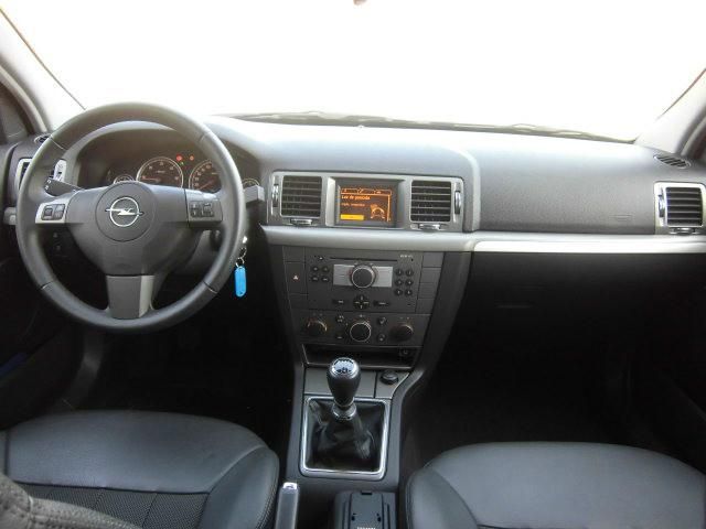 Opel Vectra 1.9CDTI 16v Elegance