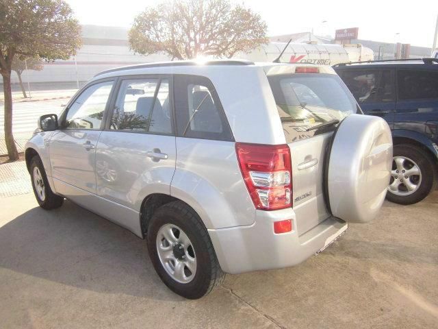 Suzuki Grand Vitara 1.9DDiS JLX