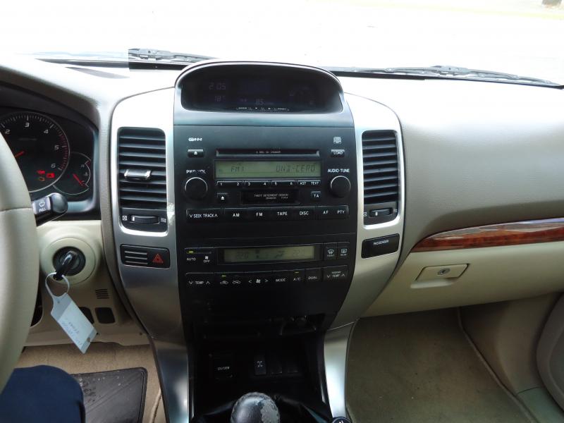 Toyota Land Cruiser VX
