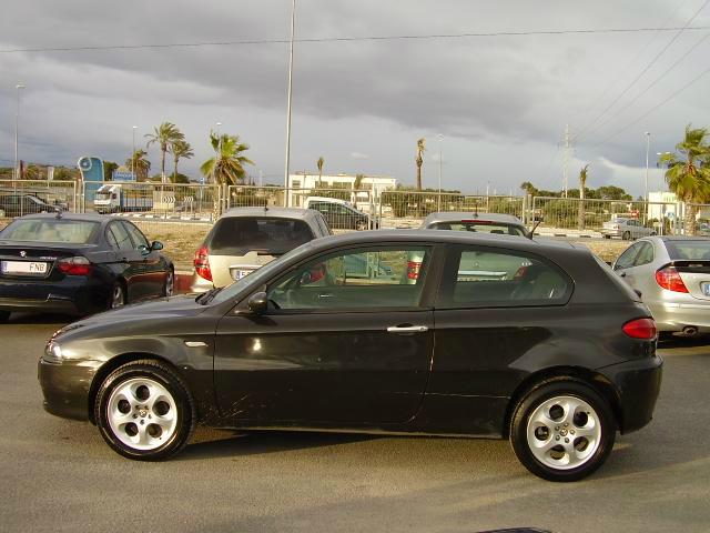 Alfa Romeo 147 1.6 TS Distinctive