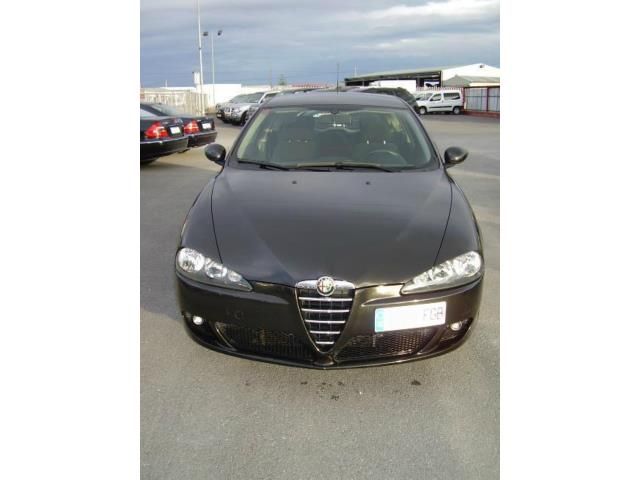 Alfa Romeo 147 1.6 TS Distinctive