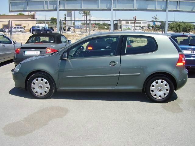 Volkswagen Golf 1.9TDI Trendline 105