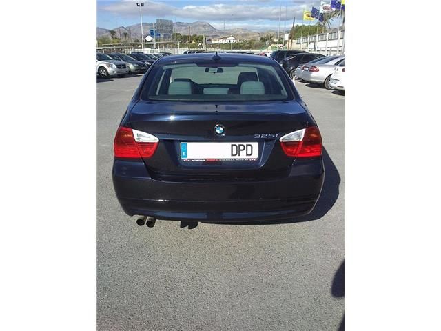 BMW 325 i Aut.