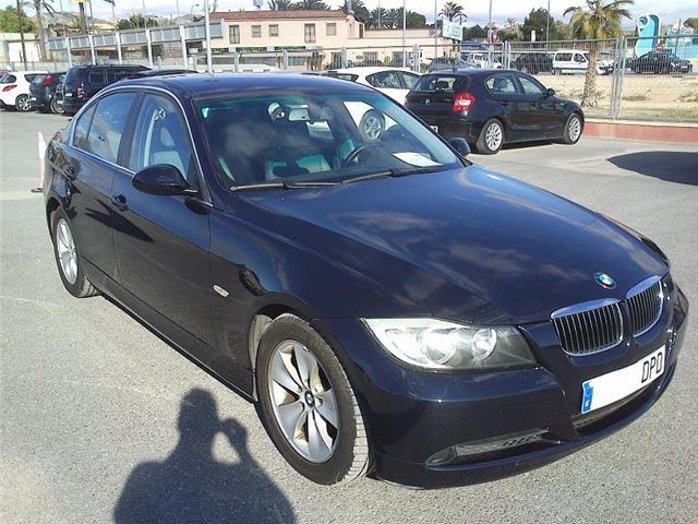 BMW 325 i Aut.