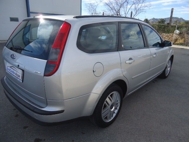 Ford Focus 1.6tdci Ghia Cvt
