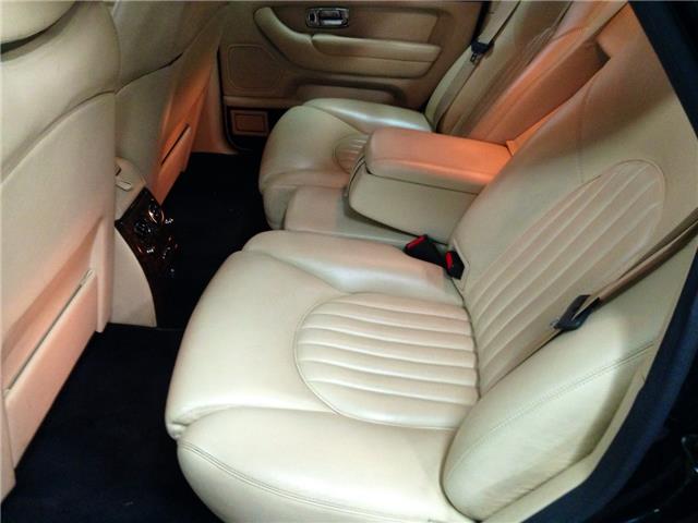 Bentley Arnage .