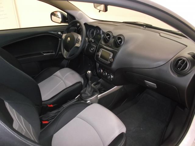Alfa Romeo MiTo 1.4S &S Distinctive 78CV