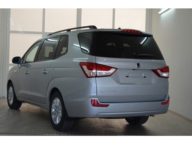 SsangYong Rodius 2.0e-Xdi Premium