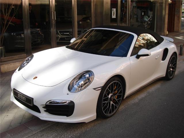 Porsche 911 Turbo S Cabriolet PDK