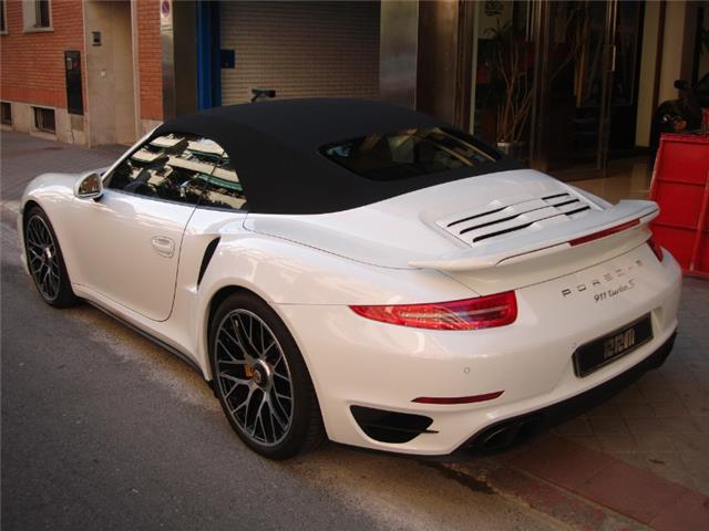 Porsche 911 Turbo S Cabriolet PDK
