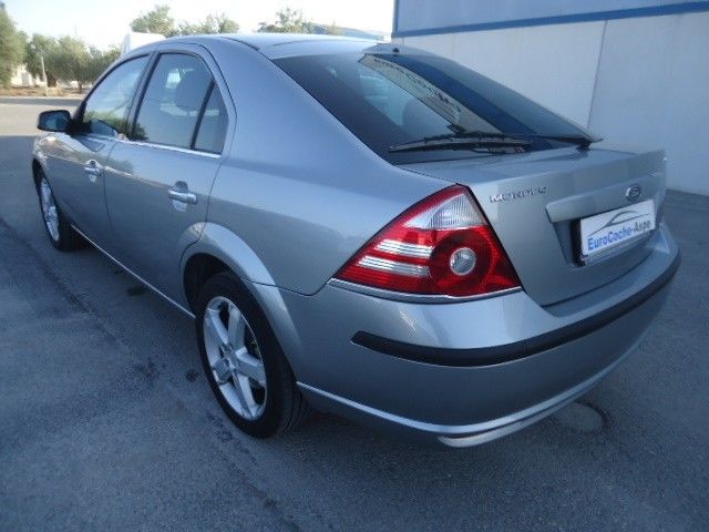 Ford Mondeo 2.0 Tdci Futura 130