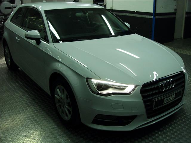 Audi a3 1.6TDI Attraction Faros de Led