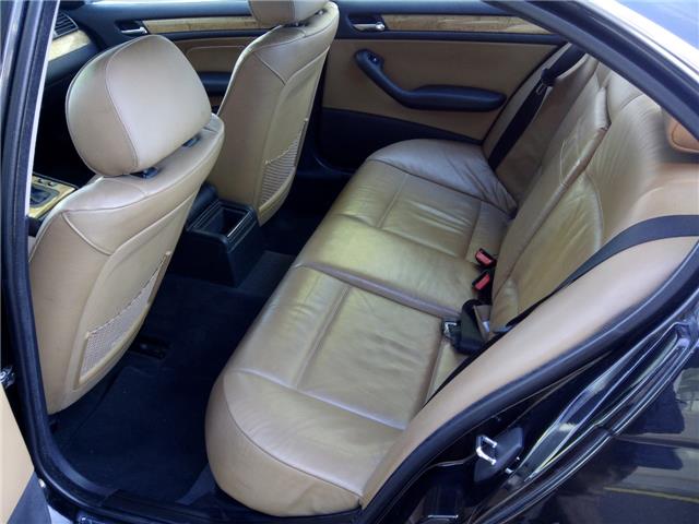 BMW 330 D/VOLANTE MULTI./PIEL/BI-XENON/PDC/LLAN. 17