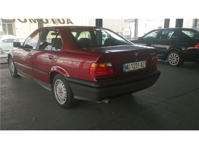 BMW 318 MUY BIEN CUIDADO//ITV AL DIA//NEUMATICOS BUEN ESTA