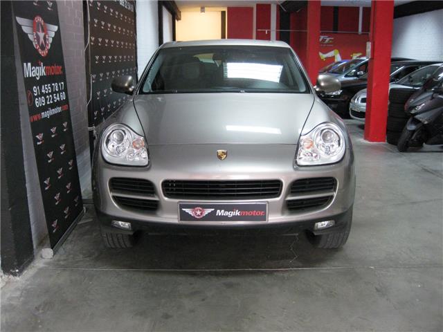 Porsche Cayenne 3.2 V6