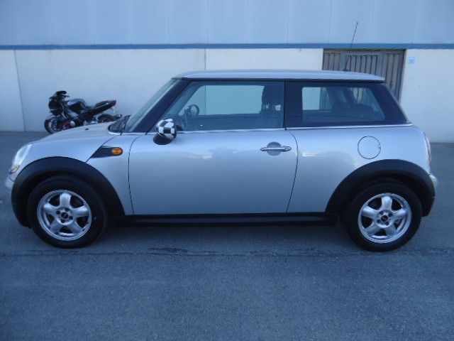 MINI One 75CV