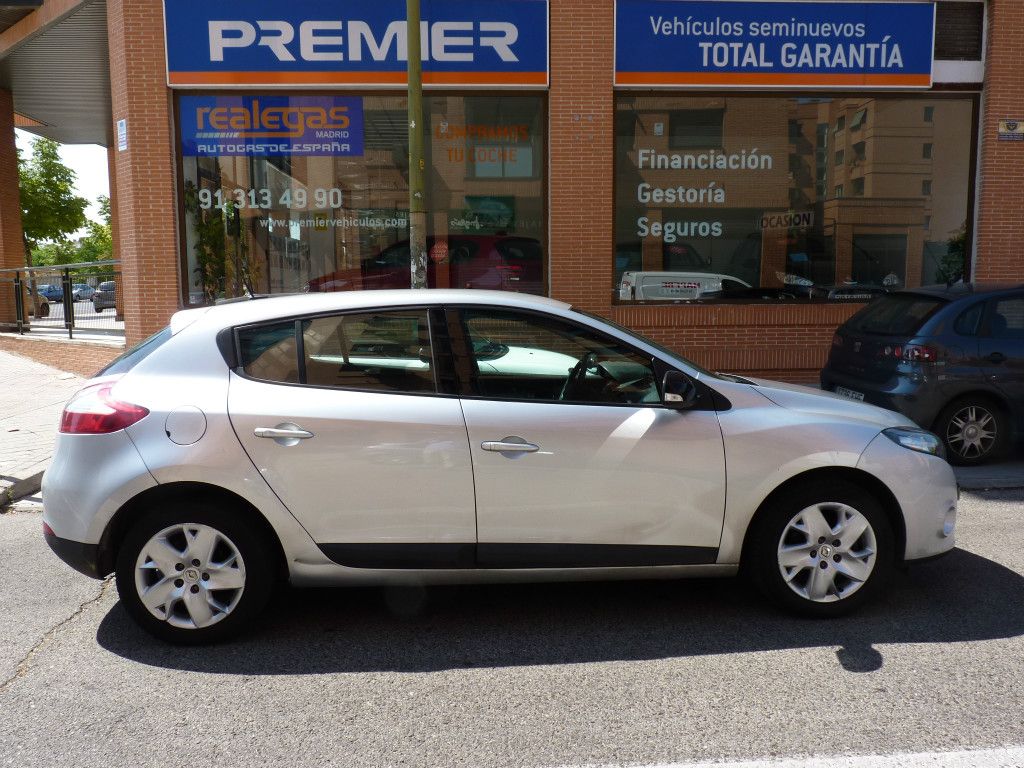 Renault Megane Emotion 2011 dCi 110 eco2 E5