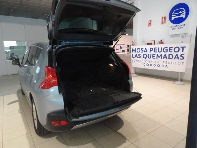 Peugeot 3008 Hybrid4