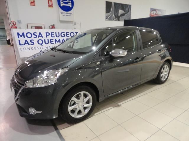 Peugeot 208 1.2 Puretech Style 82