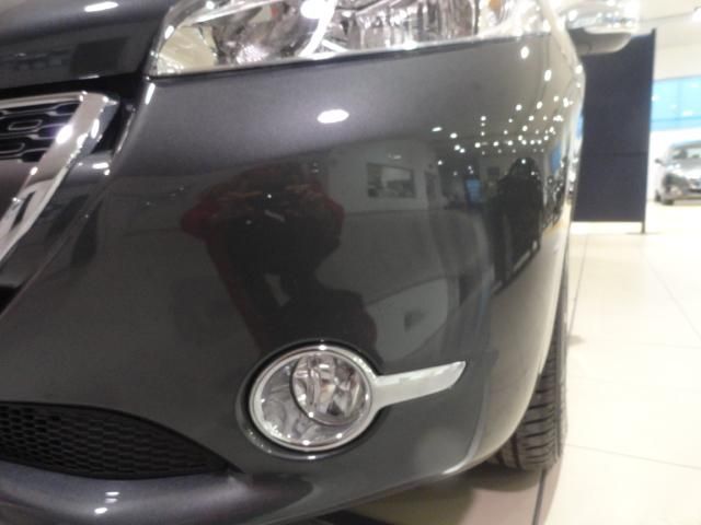 Peugeot 208 1.2 Puretech Style 82