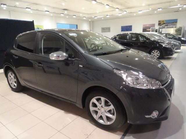 Peugeot 208 1.2 Puretech Style 82