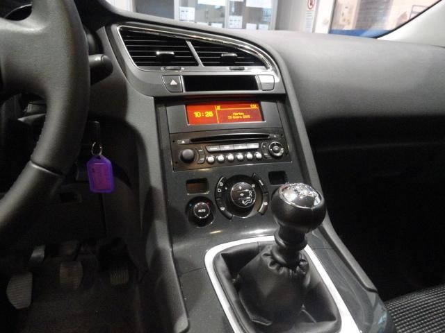Peugeot 5008 1.6 Blue Hdi Style 120