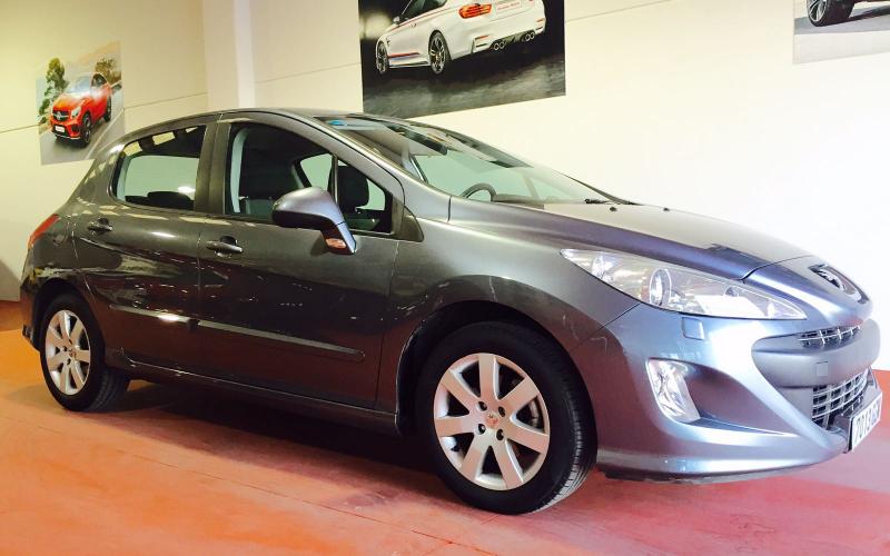Peugeot 308 1.6 Hdi 110cv