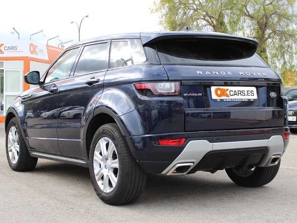 Land Rover Range Rover Evoque 2.0 TD4 180 AUTO Se  Dynamic 3