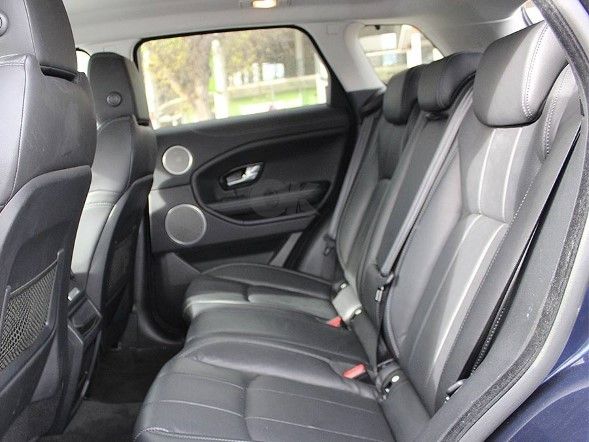 Land Rover Range Rover Evoque 2.0 TD4 180 AUTO Se  Dynamic 3