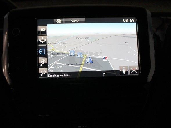 Peugeot 2008 1.6 BLUEHDI 120 Allure