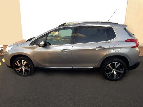 Peugeot 2008 1.6 BLUEHDI 120 Allure